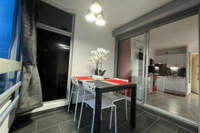 Comfortable apartment a few steps from the sea